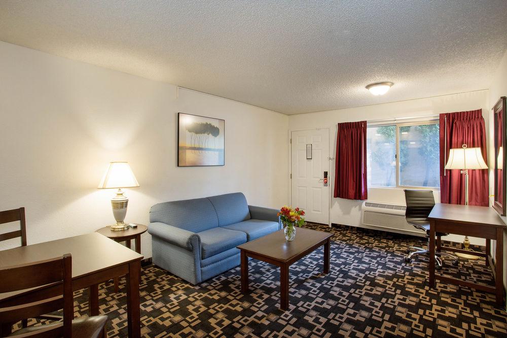 בלינגהאם Morningglory Inn & Suites מראה חיצוני תמונה