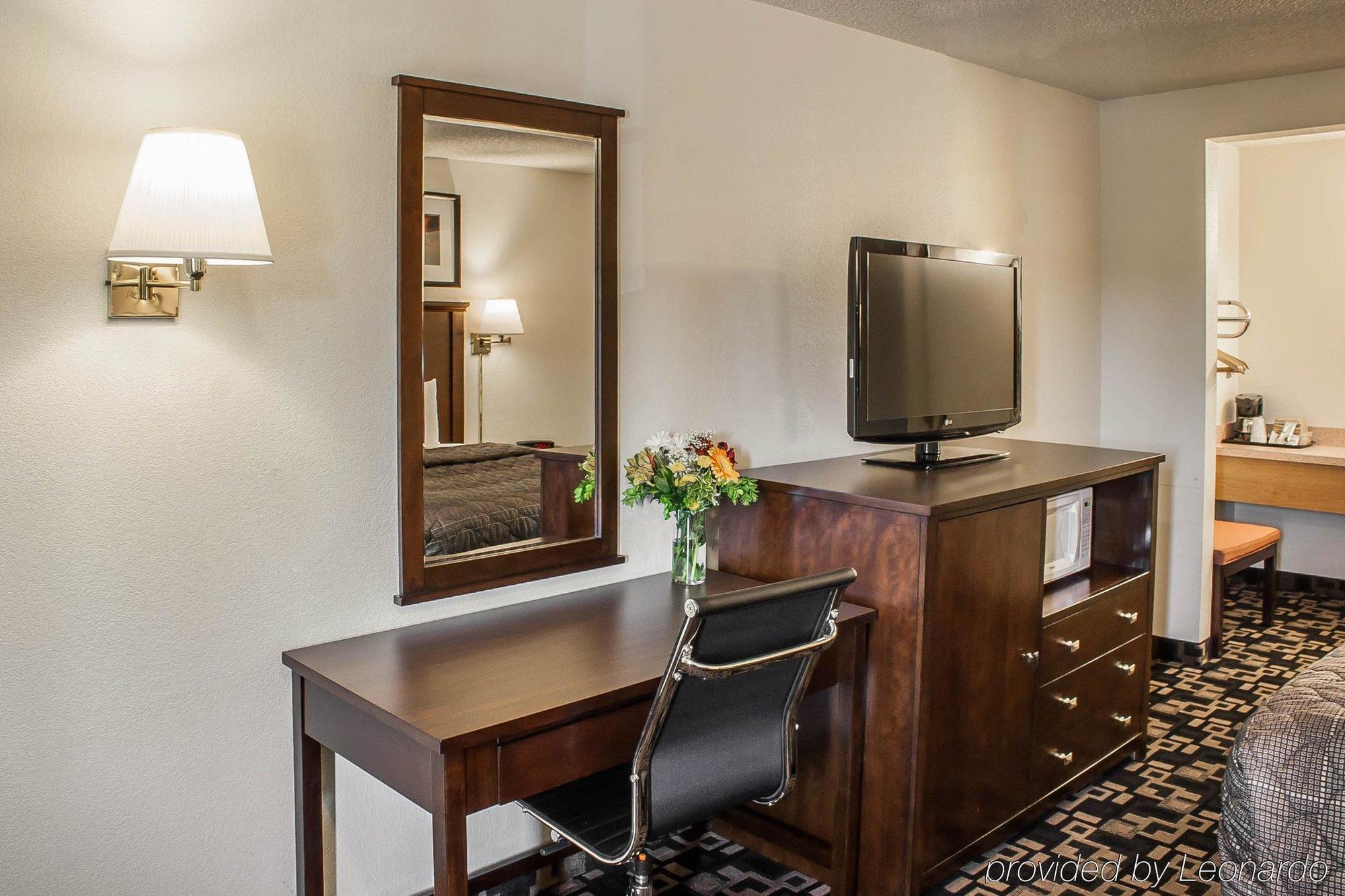בלינגהאם Morningglory Inn & Suites מראה חיצוני תמונה
