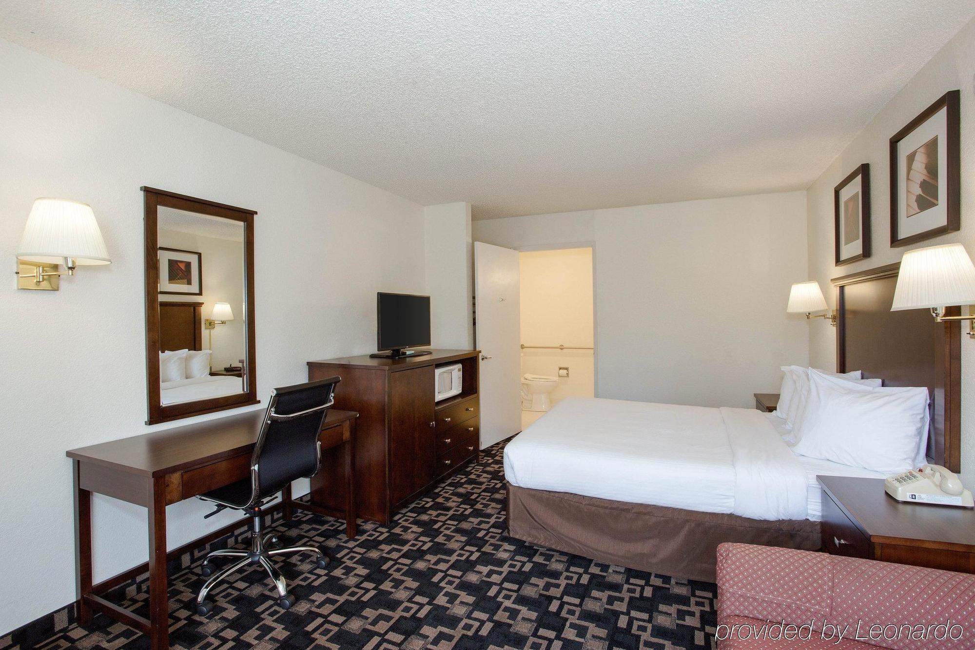 בלינגהאם Morningglory Inn & Suites מראה חיצוני תמונה