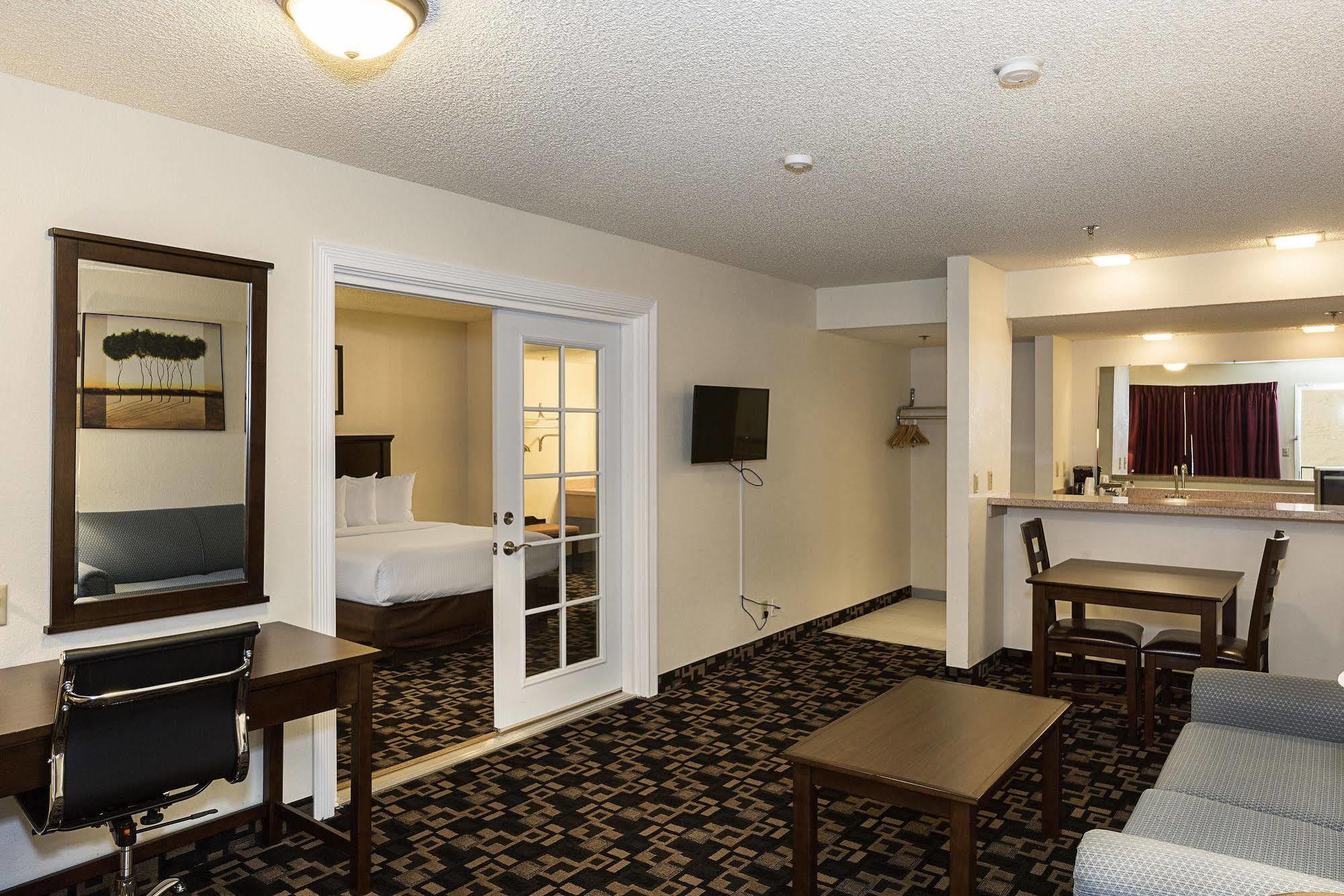בלינגהאם Morningglory Inn & Suites מראה חיצוני תמונה