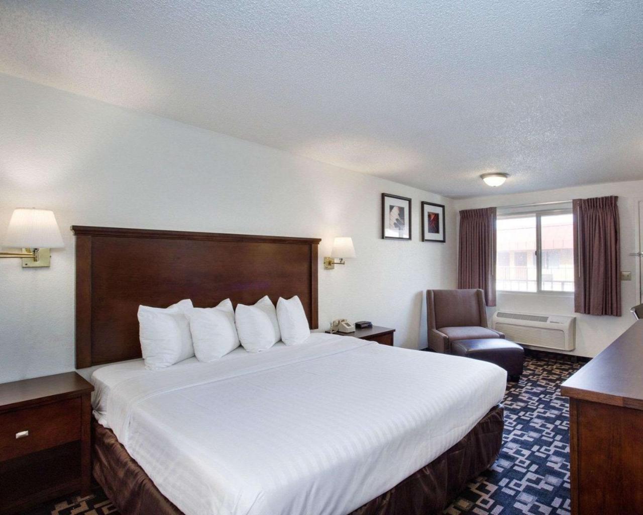בלינגהאם Morningglory Inn & Suites מראה חיצוני תמונה