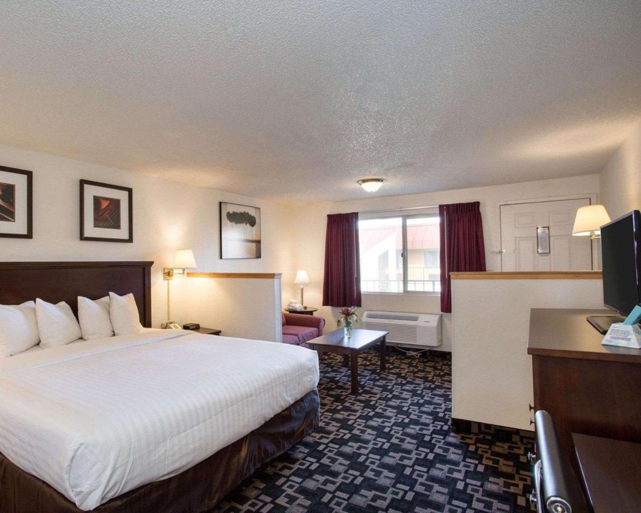 בלינגהאם Morningglory Inn & Suites מראה חיצוני תמונה